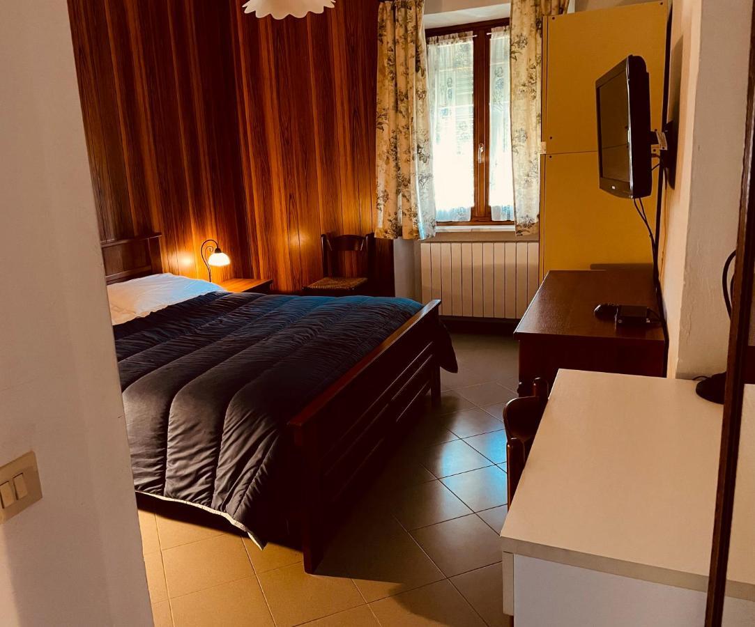 Albergo Garre Savignone Ngoại thất bức ảnh